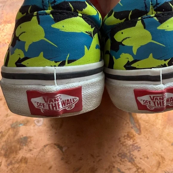 Vans Kids Slip-On Sneakers - Black and Green Glow in the Dark Shark Print - Picture 4 of 6